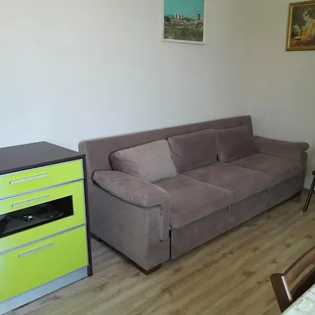 Apartamento локация златина *