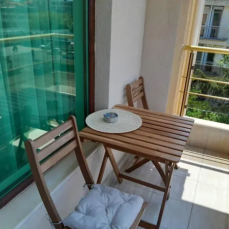 Apartamento локация златина